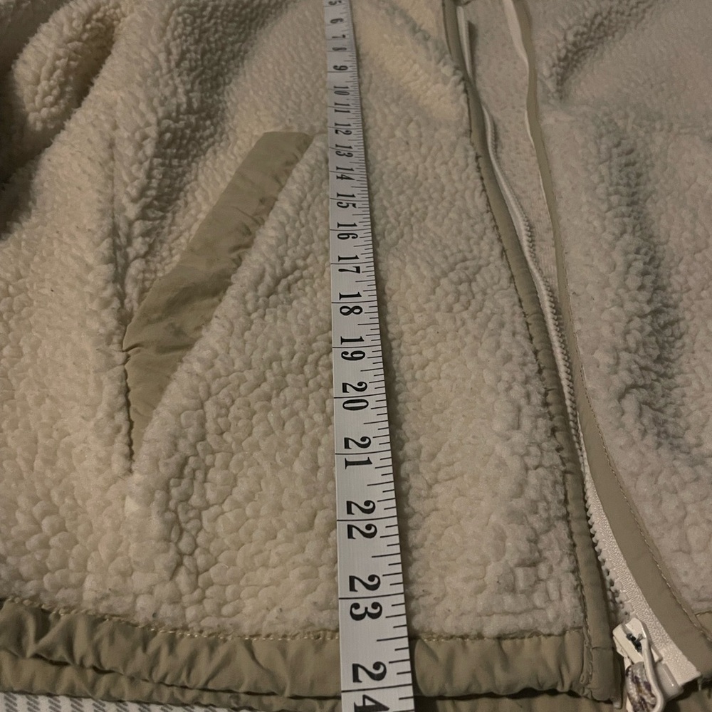 Fleece jacket - Picture 6 of 8